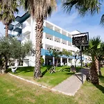 Zoe Seaside Apartment *