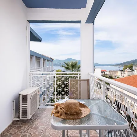 Zoe Seaside Apartment Loutra Edipsou (Evia)
