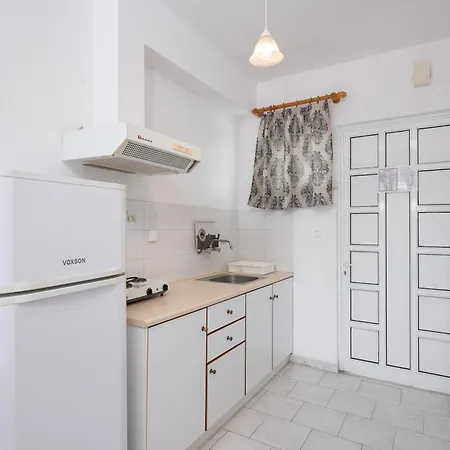 Zoe Seaside Apartment