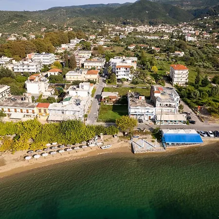 Zoe Seaside Apartment *