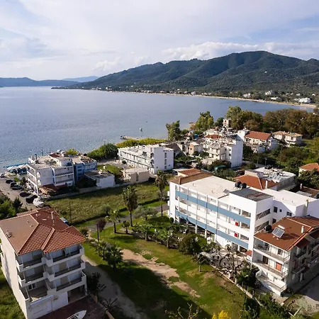 Zoe Seaside Apartment *